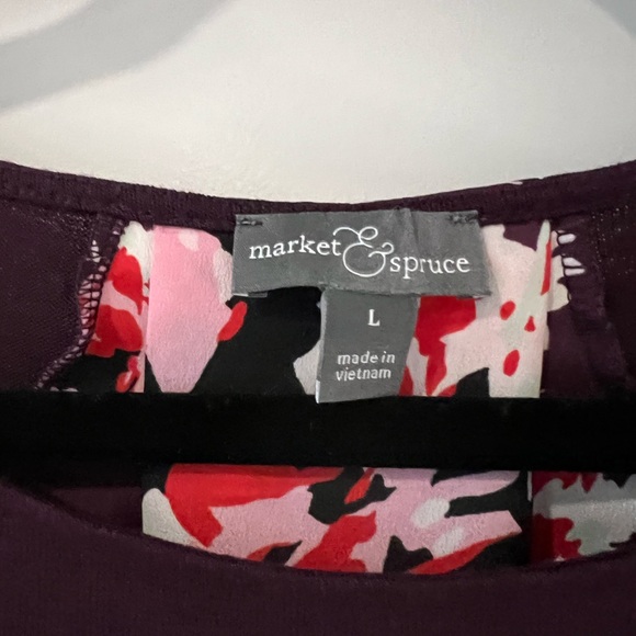 Women’s size large. - Picture 3 of 3